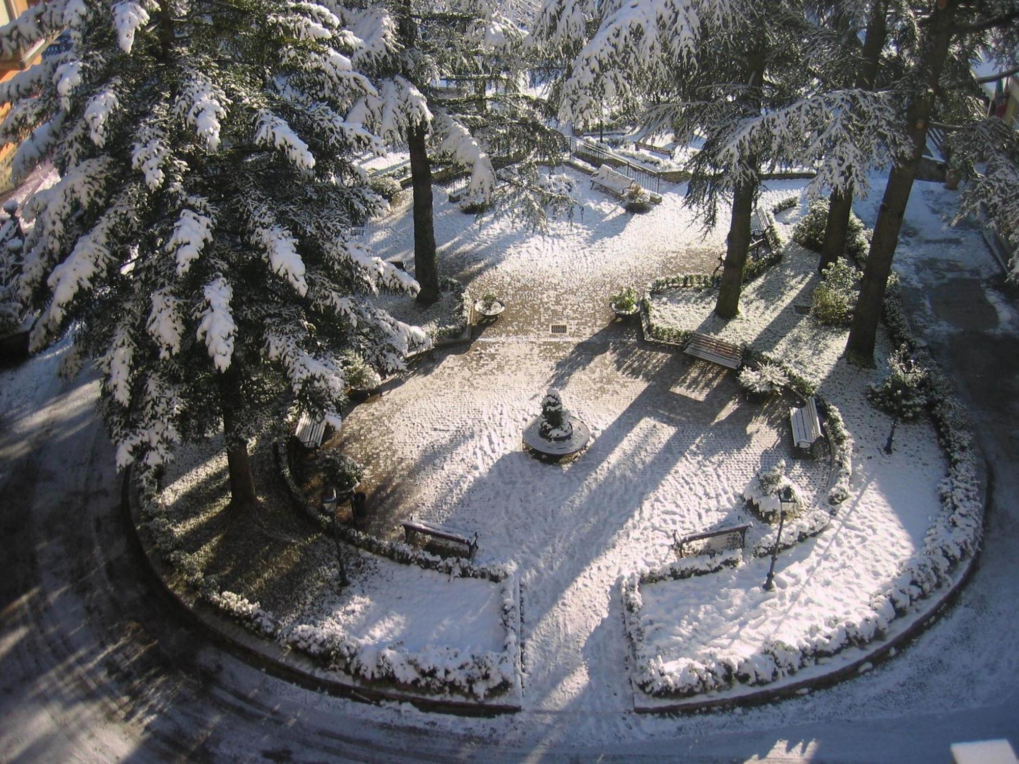 Hotel Miravalle 2000 Lizzano In Belvedere Dış mekan fotoğraf